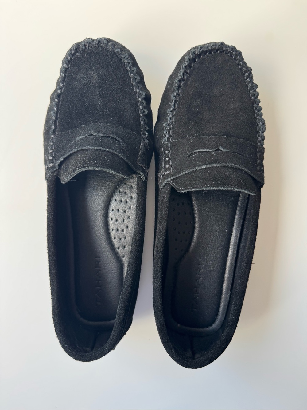 Tahari Black Suede Penny Loafers Women’s Size 8.5 M